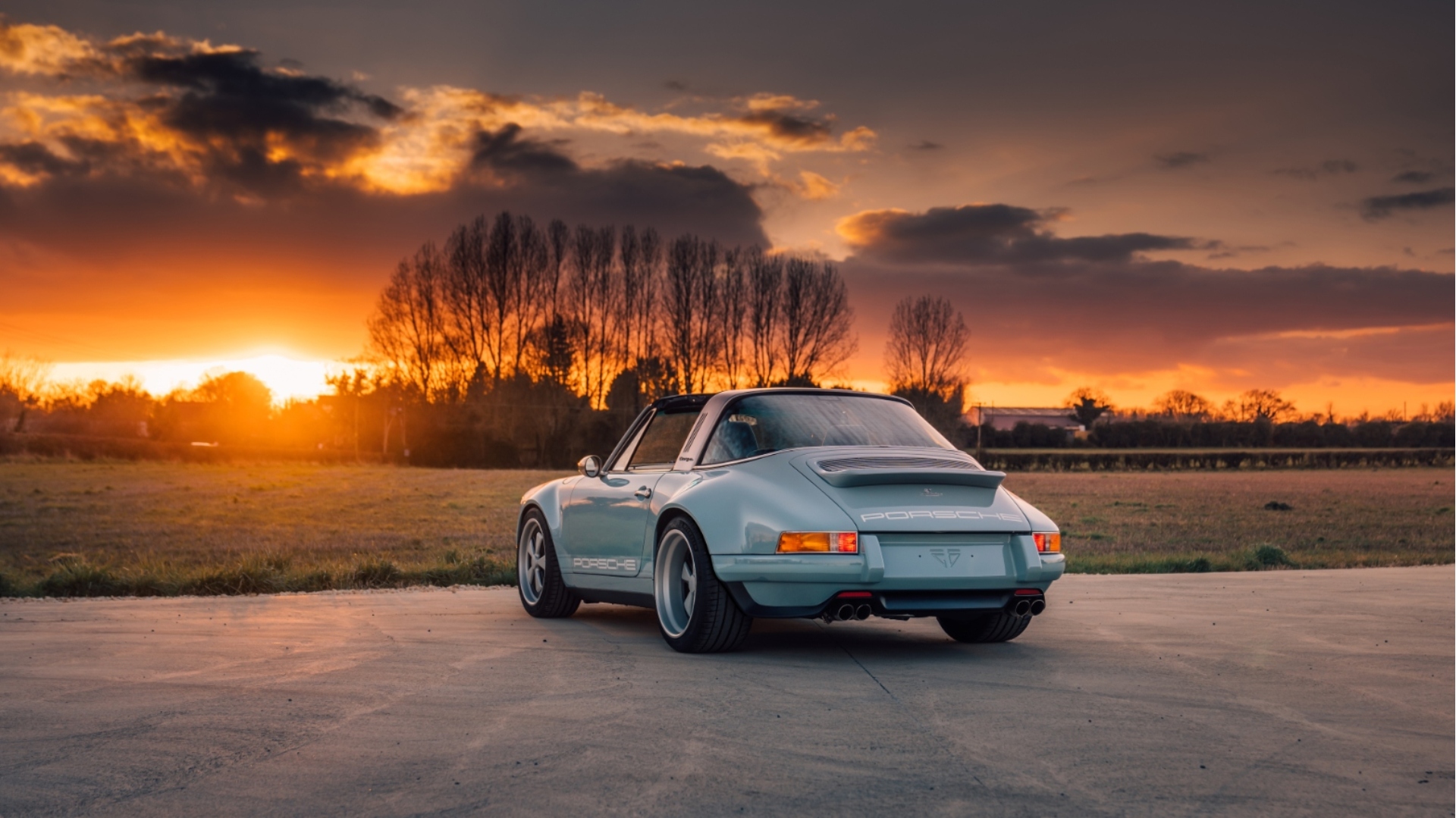 theon-design-porsche-911-restomod-27 theon-design-porsche-911-restomod-27