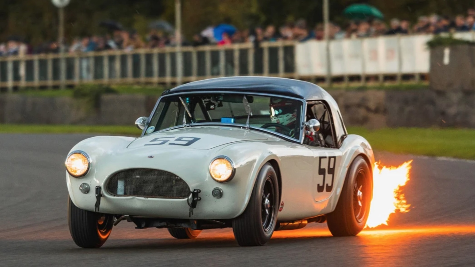Goodwood Revival 2025: in pista e fuori, che show!