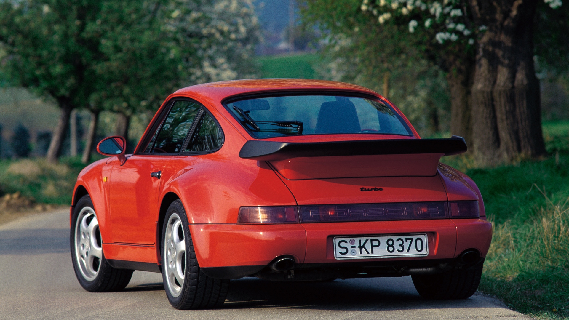 Porsche-911-964-13