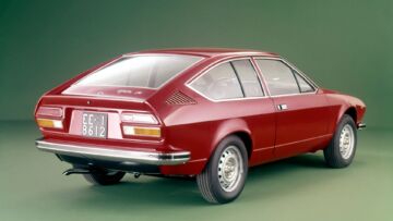Alfa-Romeo-Alfetta-GT-GTV-1974-5 Alfa-Romeo-Alfetta-GT-GTV-1974-5