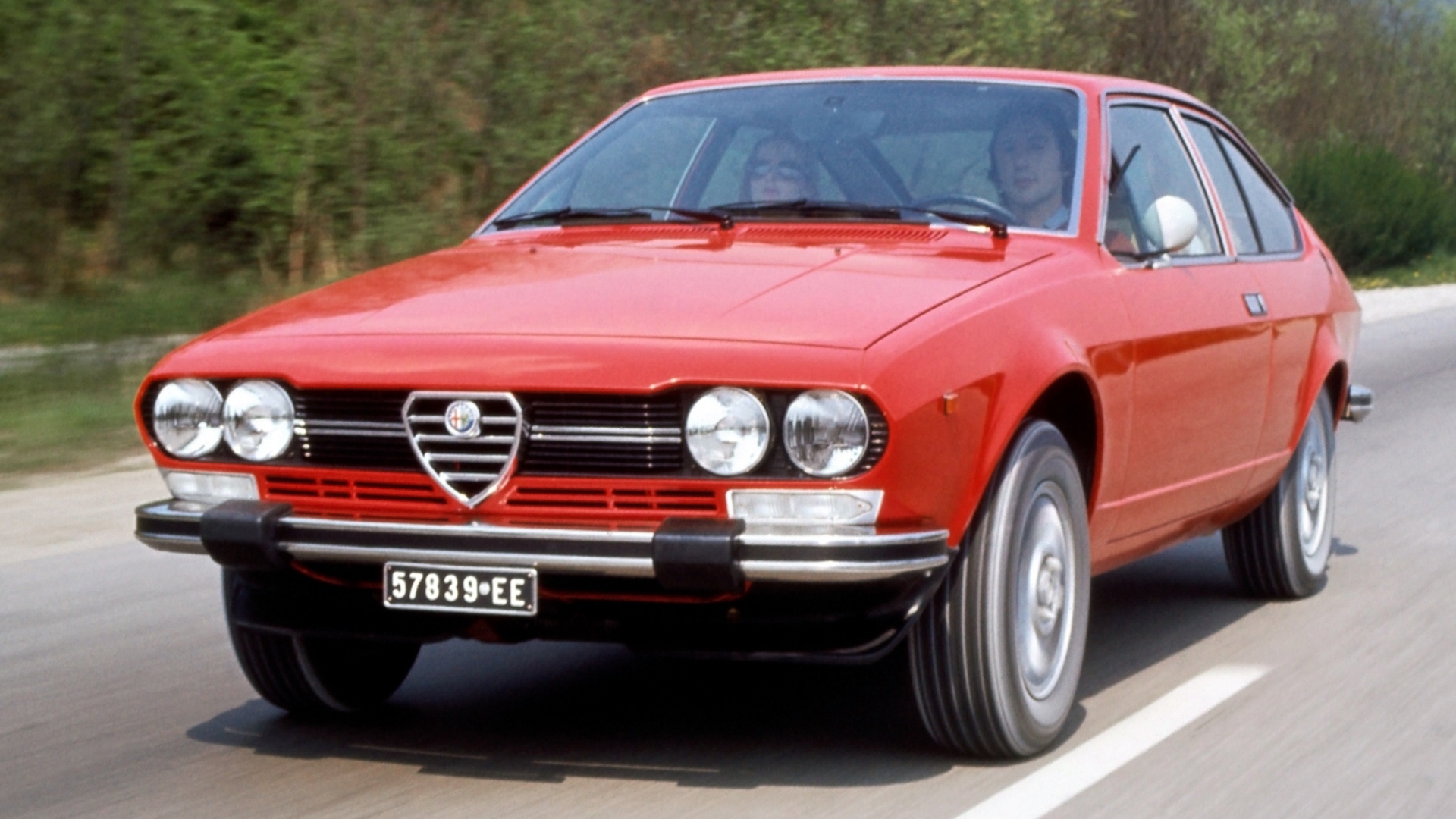 Alfa-Romeo-Alfetta-GT-GTV-1974-7