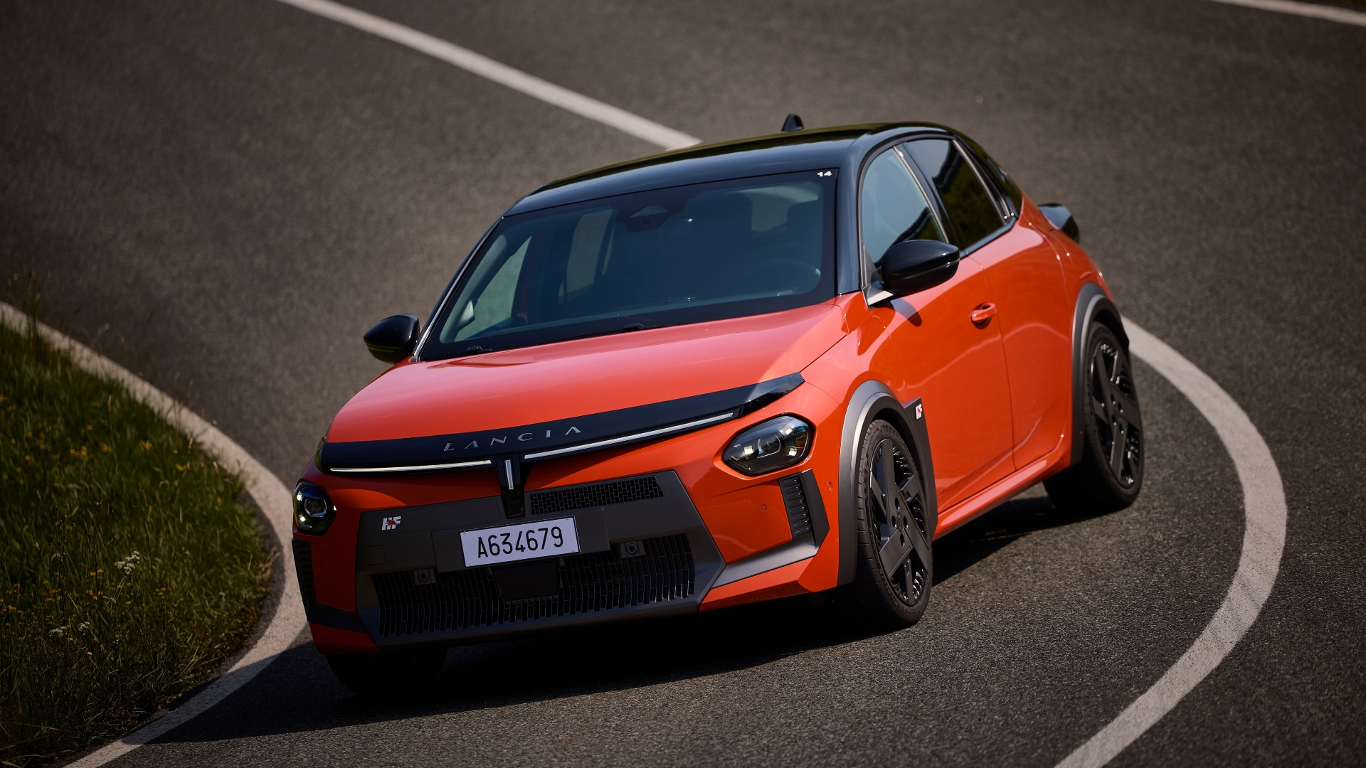 Auto-sportive-elettriche-grande-finzione-veloce-6 Auto-sportive-elettriche-grande-finzione-veloce-6