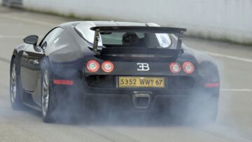 Bugatti-Veyron-2005-13 Bugatti-Veyron-2005-13