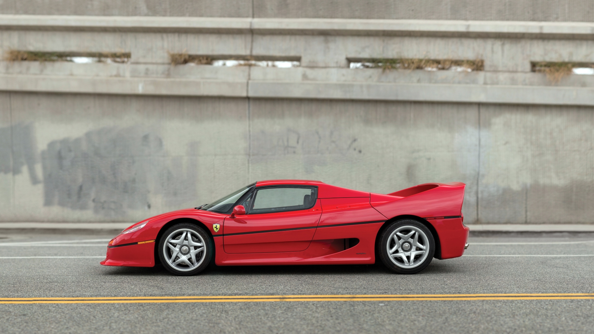 Ferrari-F50-1