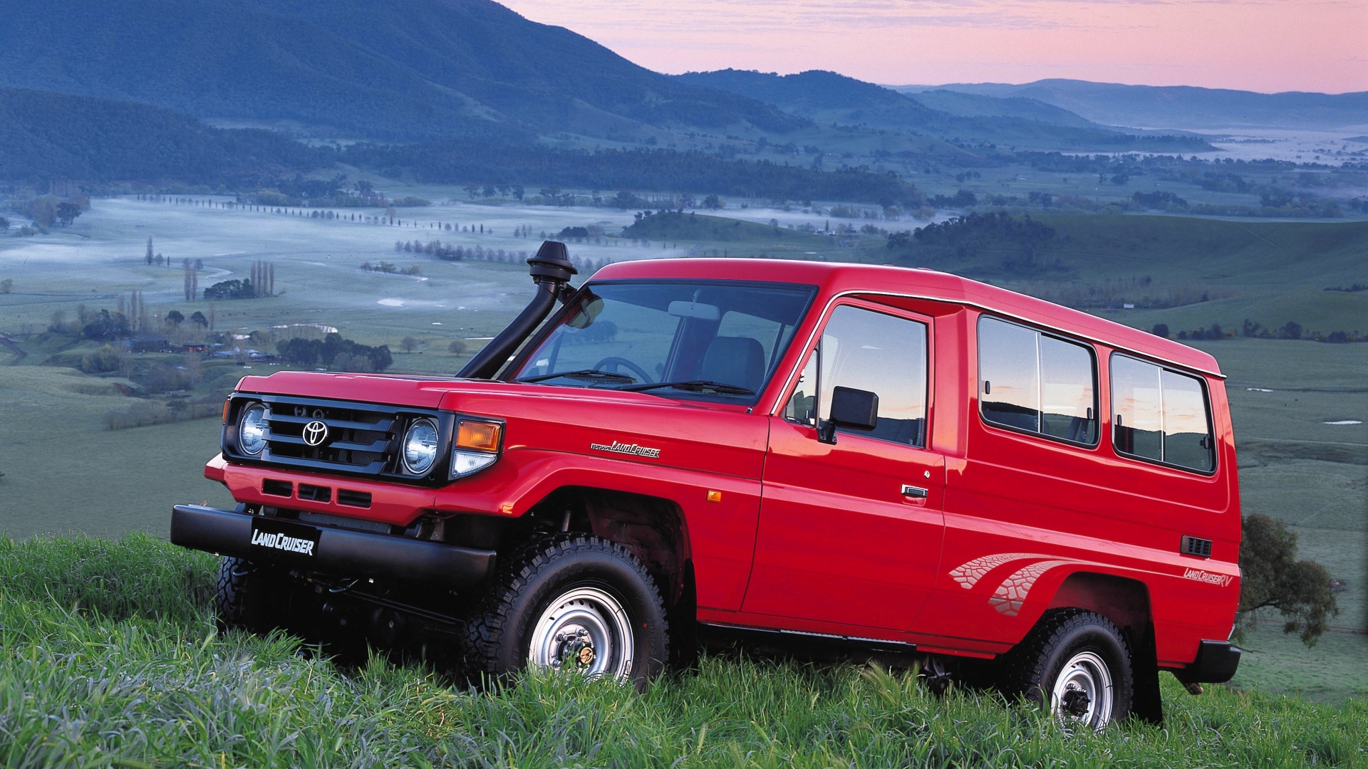 1999 Toyota Landcruiser 78 Series RV Troop Carrier