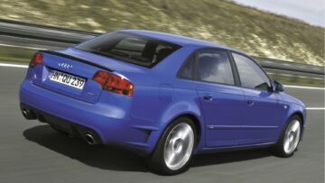 audi_a4_dtm_edition18