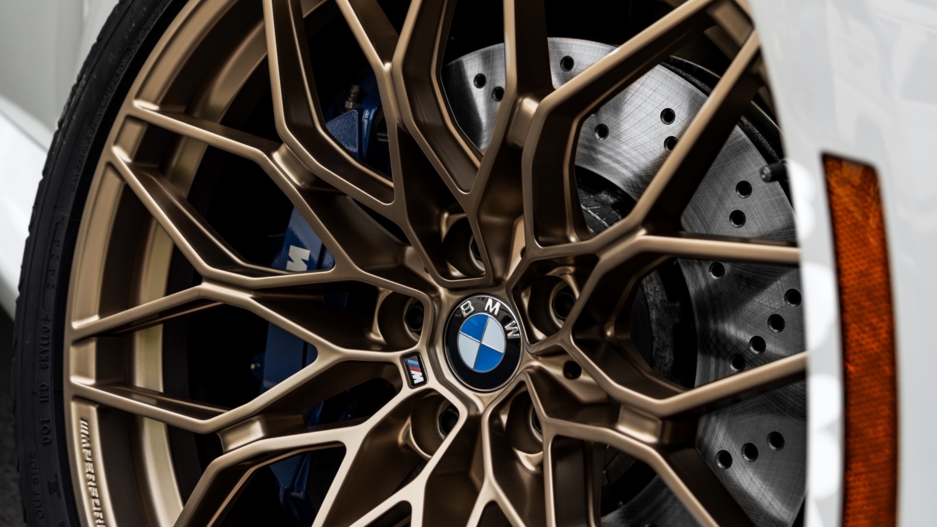 bmw-m2-turbo-limited-edition-4