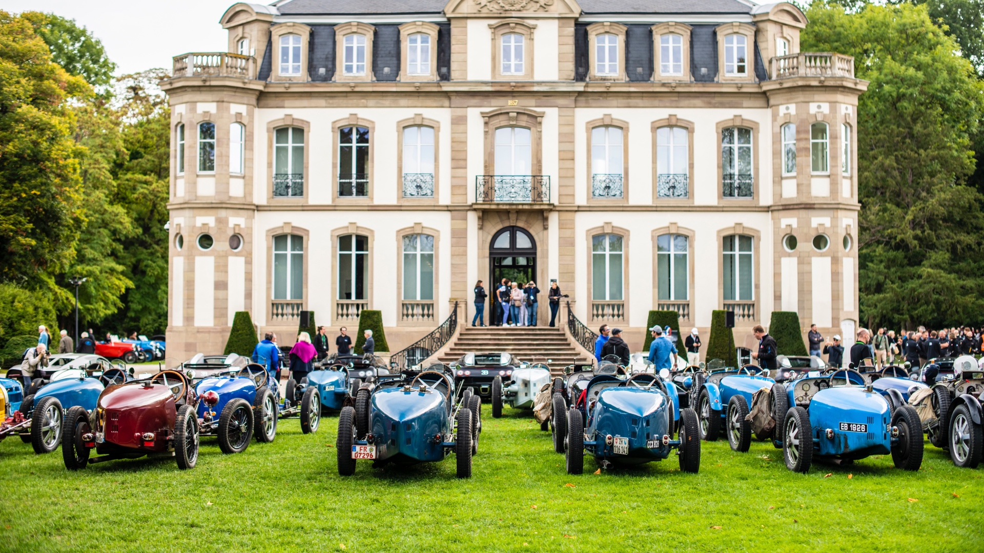 bugatti-veyron-20-years-anniversary-tour-3 bugatti-veyron-20-years-anniversary-tour-3