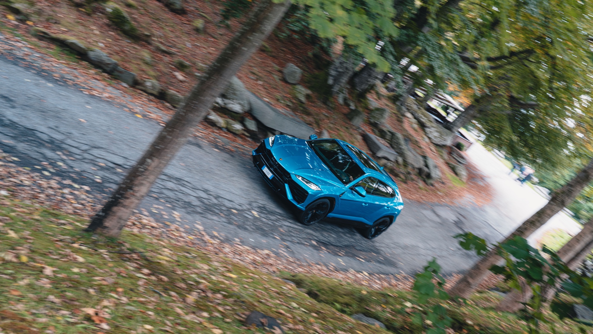 lamborghini-urus-se-test-drive-prova-foto-davide-bo-14 lamborghini-urus-se-test-drive-prova-foto-davide-bo-14