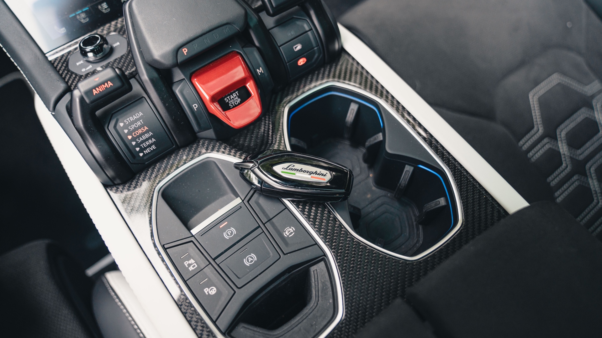 lamborghini-urus-se-test-drive-prova-foto-davide-bo-23 lamborghini-urus-se-test-drive-prova-foto-davide-bo-23