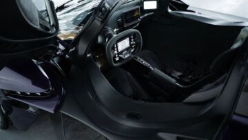 2024-aston-martin-valkyrie-spider (3) 2024-aston-martin-valkyrie-spider (3)