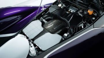 2024-aston-martin-valkyrie-spider (5) 2024-aston-martin-valkyrie-spider (5)