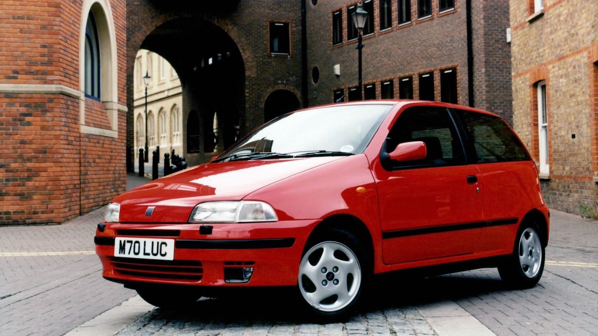 Fiat-Punto-GT-1993-6