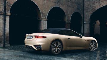 Maserati GranCabrio Meccanica Lirica