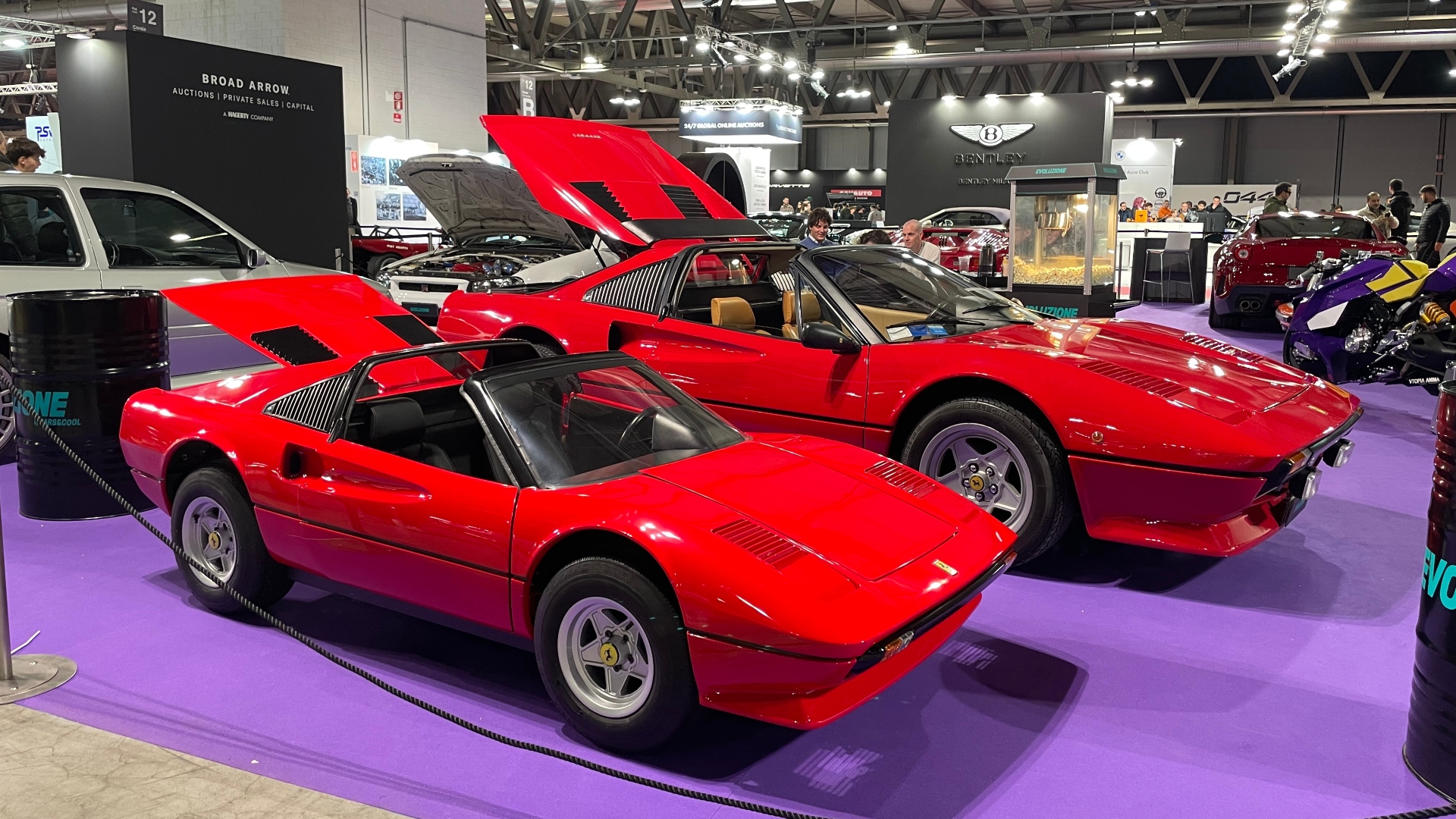 La mini Ferrari 308 di Giacomo Agostini è proprio un bijou