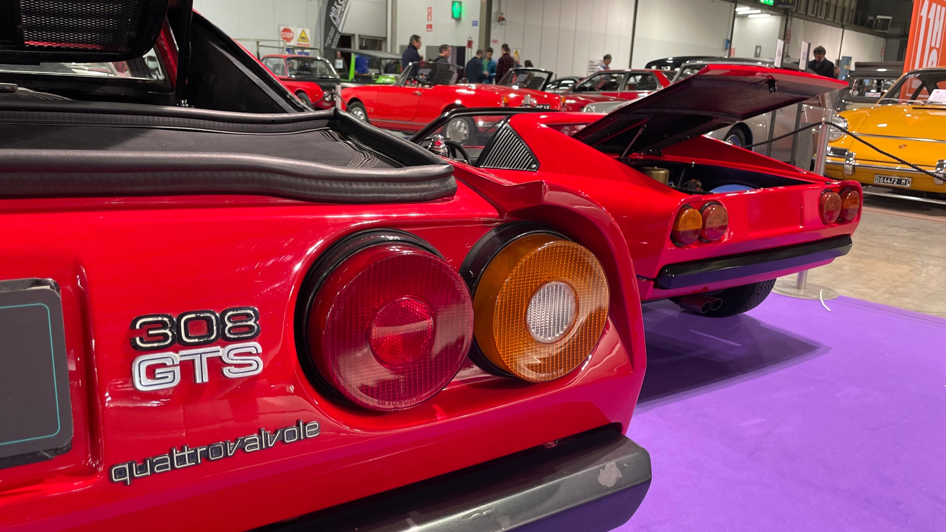 Mini-Ferrari-308-GTS-Giacomo-Agostini-9