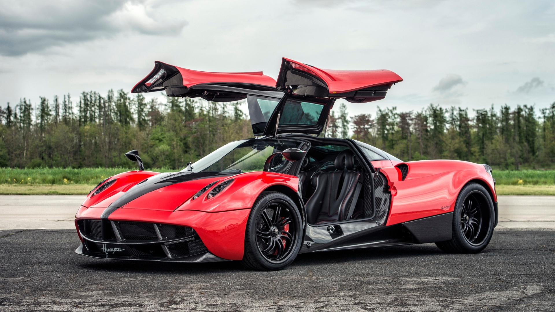 Pagani-Huayra-2012-4