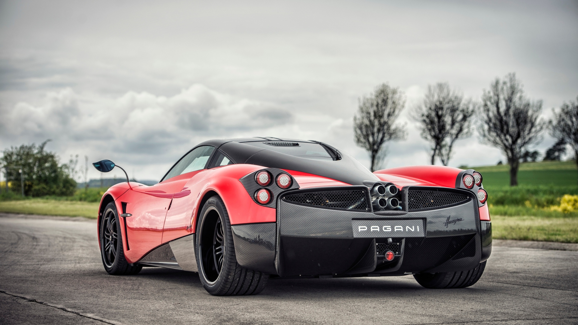 Pagani-Huayra-2012-5