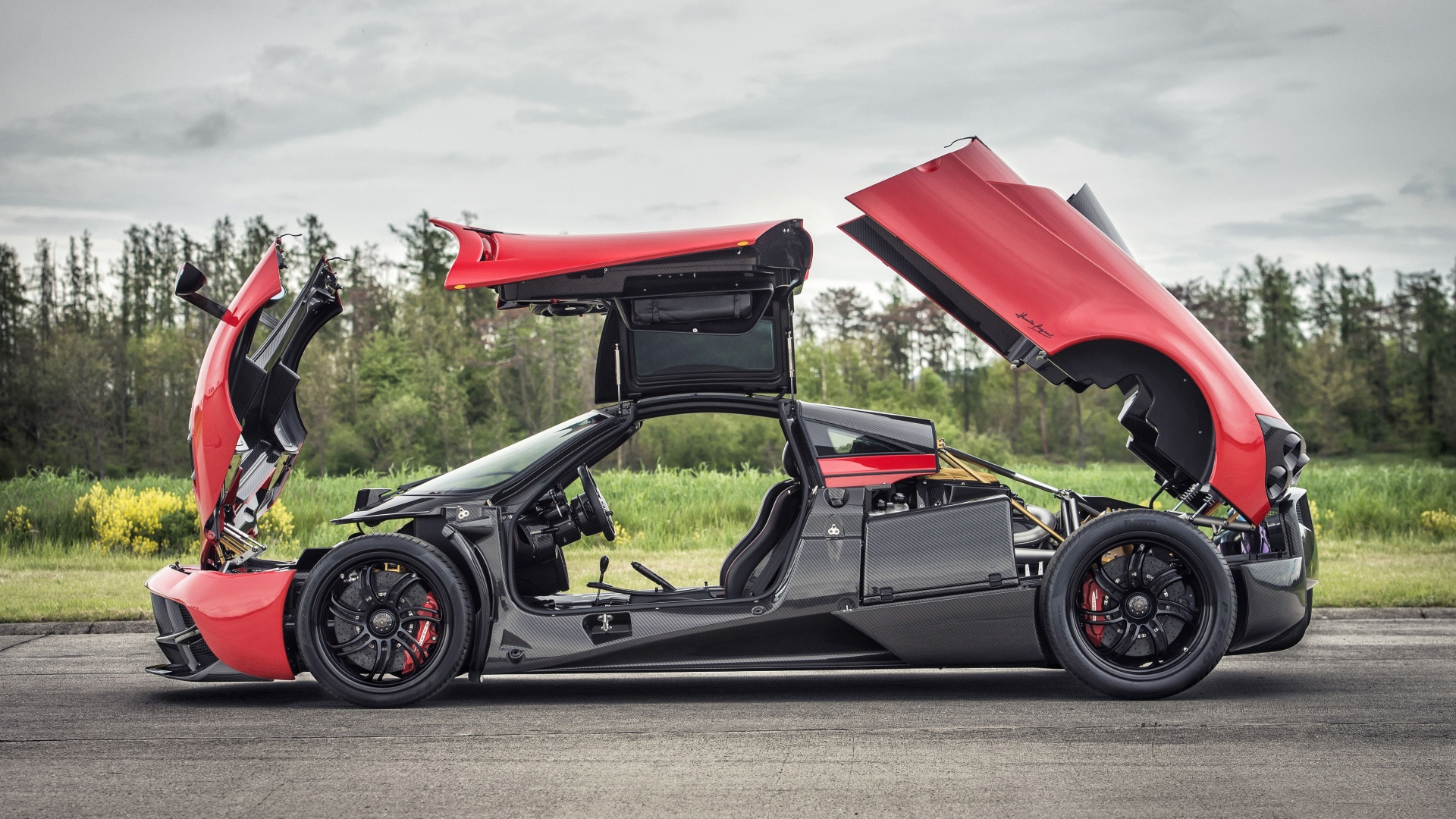 Pagani-Huayra-2012-6