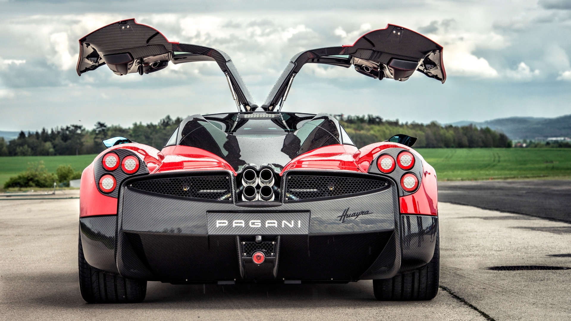 Pagani-Huayra-2012-7