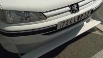 Peugeot-film-taxi-406-asta-2025-3 Peugeot-film-taxi-406-asta-2025-3