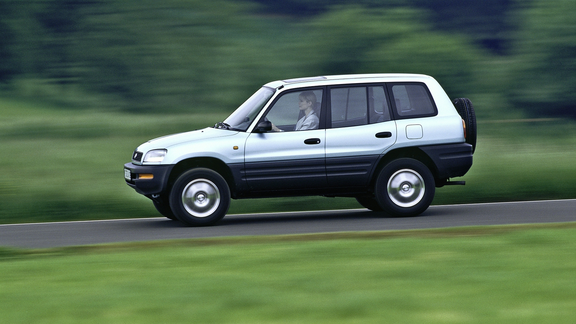 Toyota-Rav4-prima-serie-1994-9