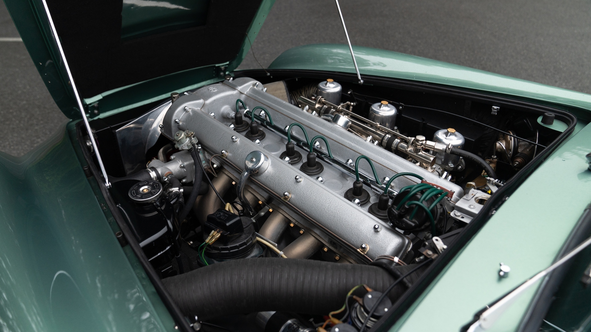 aston-martin-db5-1963-3