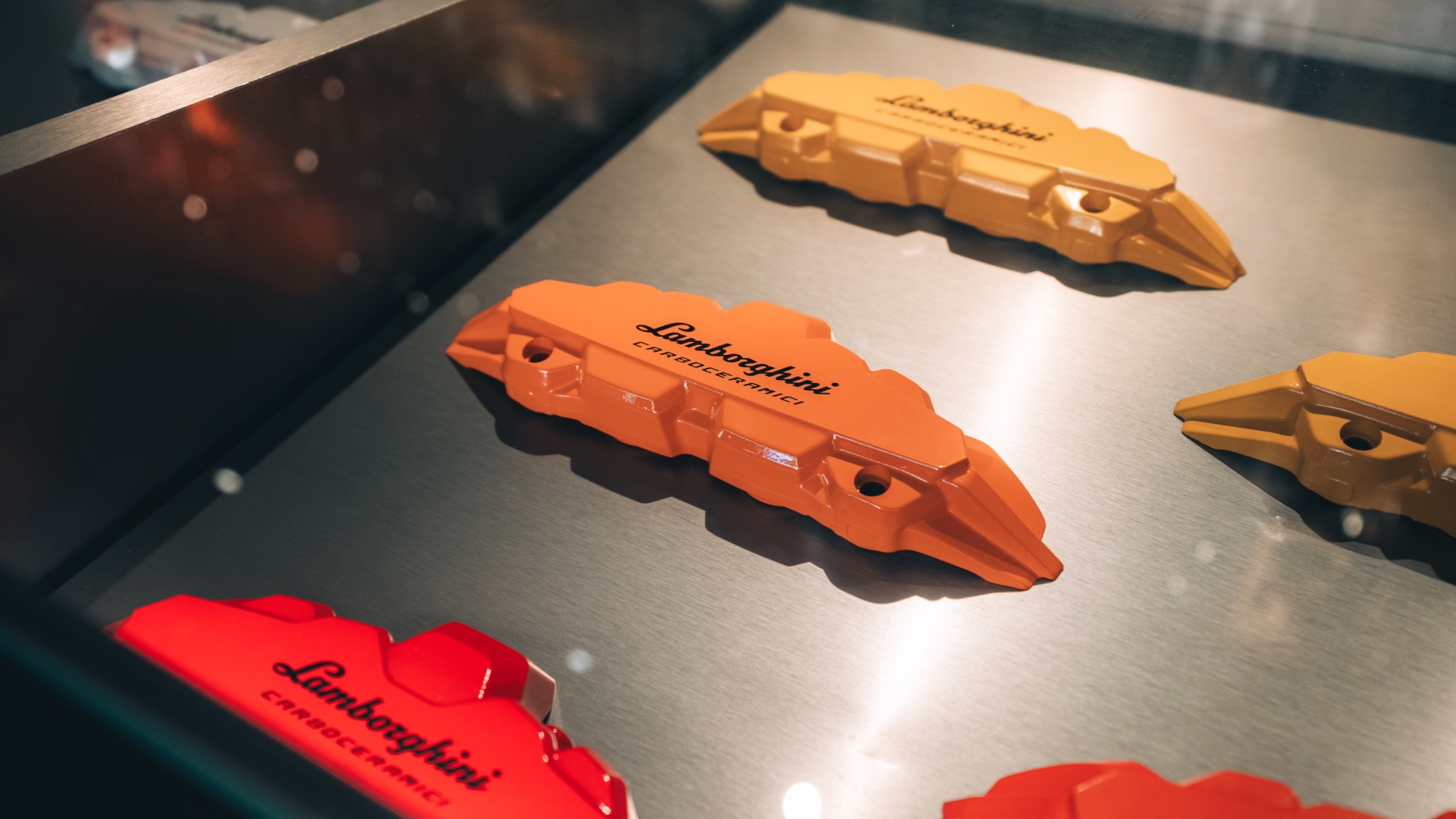 lamborghini-ad-personam-la-prima-esperienza-di-acquisto-18 lamborghini-ad-personam-la-prima-esperienza-di-acquisto-18