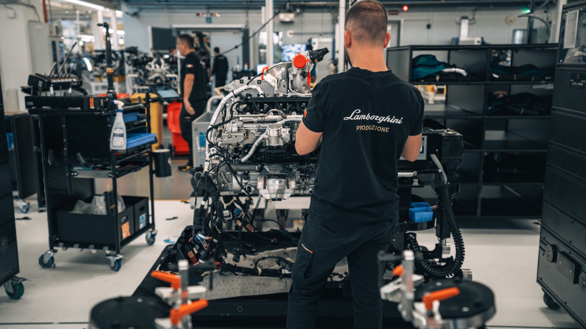 lamborghini-ad-personam-la-prima-esperienza-di-acquisto-20 lamborghini-ad-personam-la-prima-esperienza-di-acquisto-20