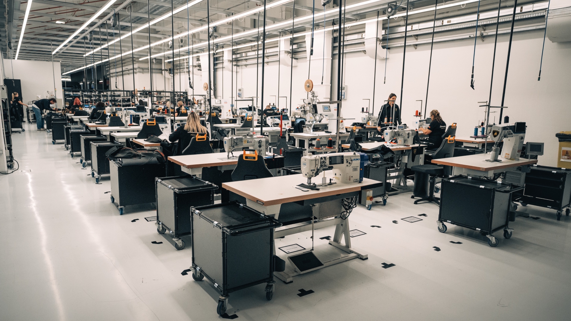 lamborghini-ad-personam-la-prima-esperienza-di-acquisto-25 lamborghini-ad-personam-la-prima-esperienza-di-acquisto-25