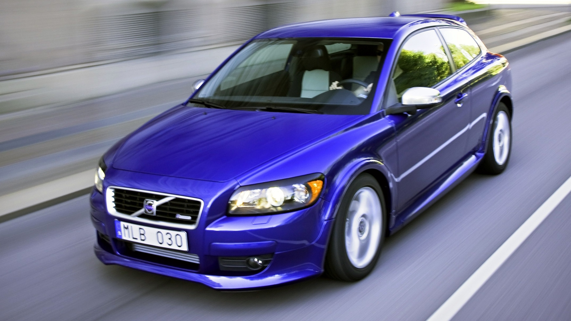 volvo_c30_r-design_9