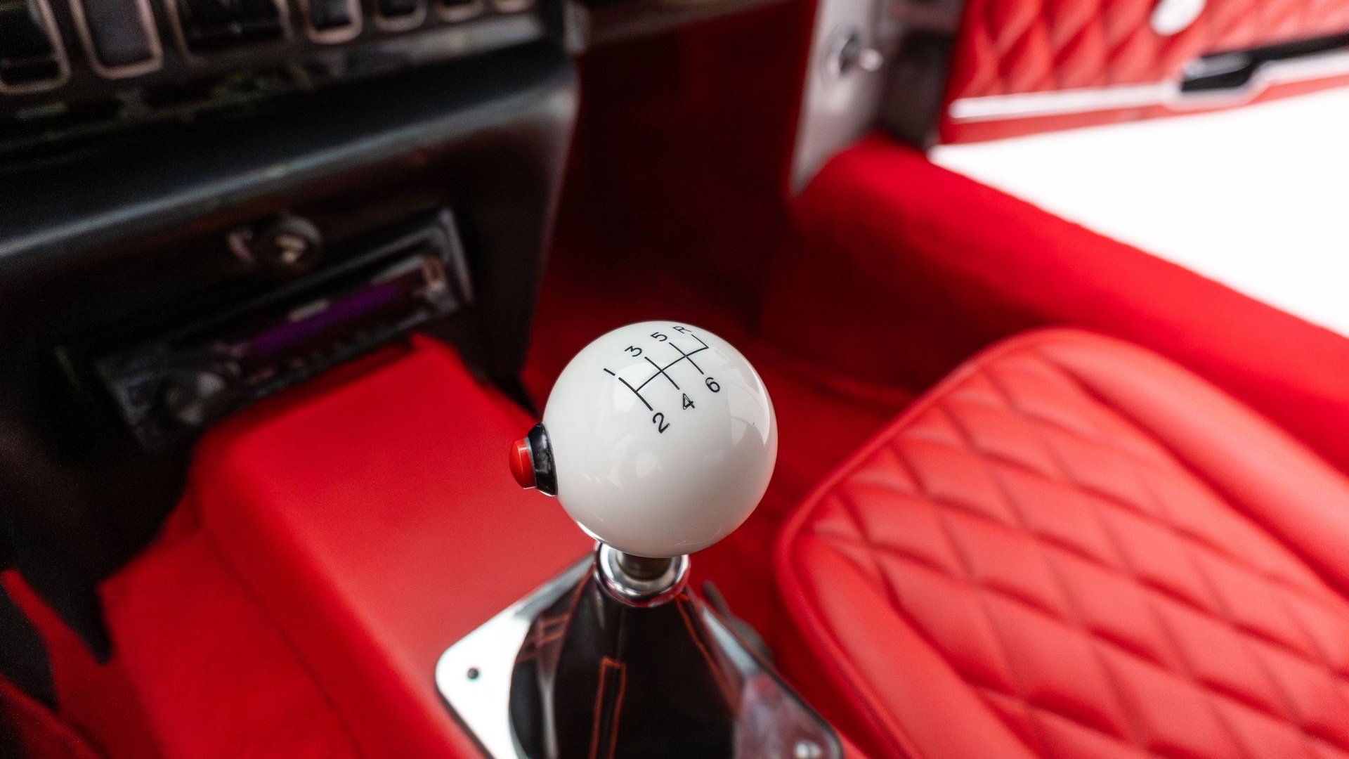 1969-jaguar-e-type (12) 1969-jaguar-e-type (12)