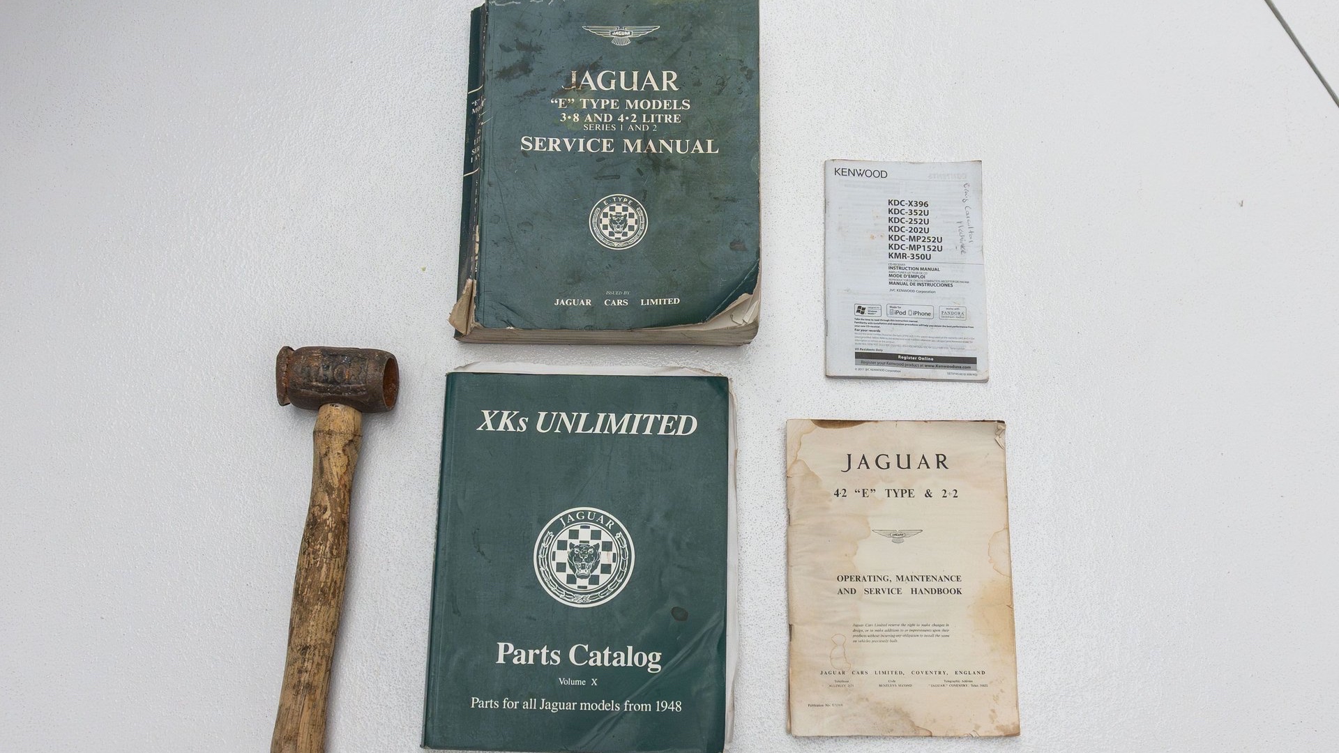 1969-jaguar-e-type (14) 1969-jaguar-e-type (14)