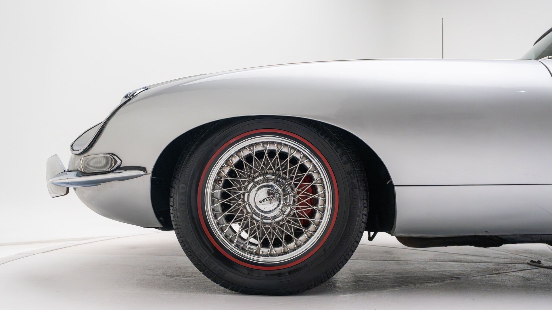 1969-jaguar-e-type (7) 1969-jaguar-e-type (7)