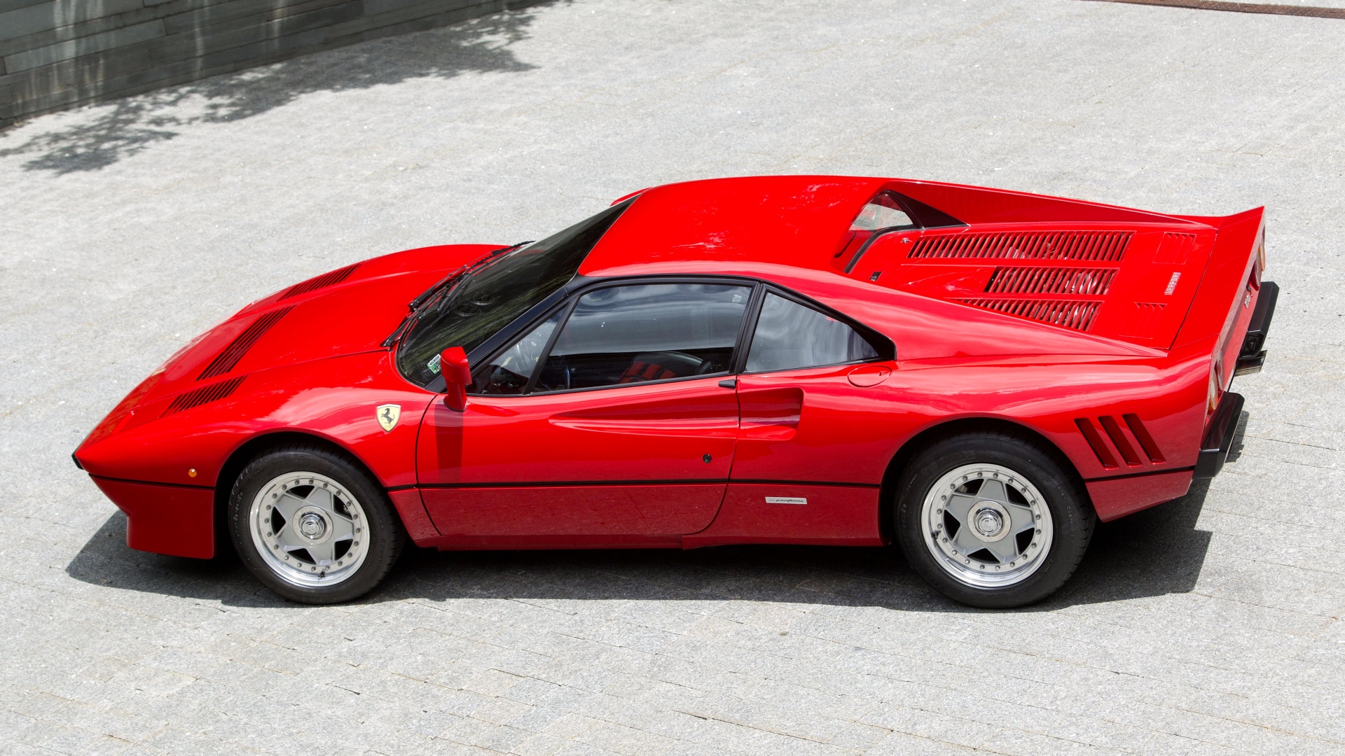 Ferrari-288-GTO-1984-1