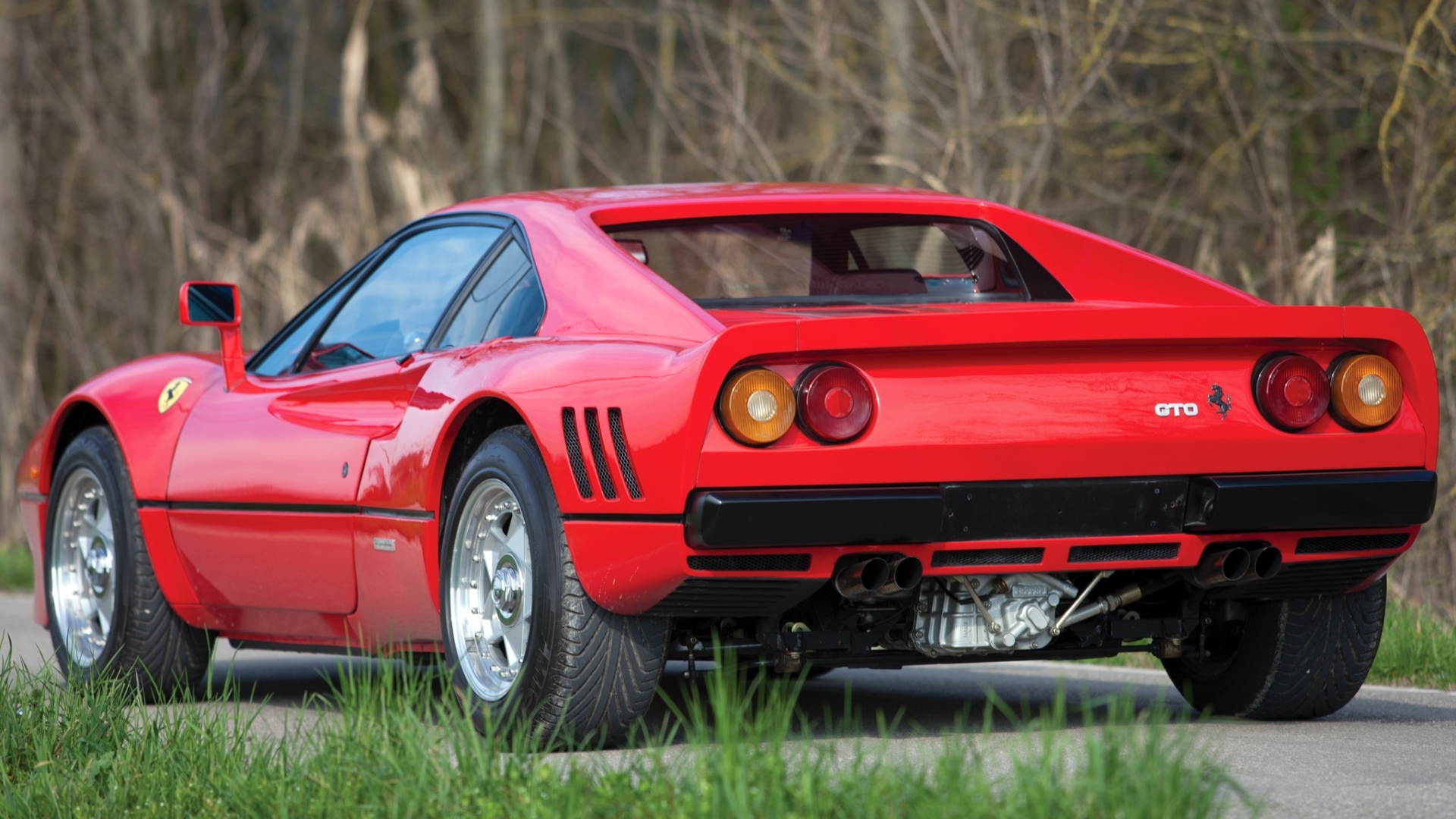 Ferrari-288-GTO-1984-5