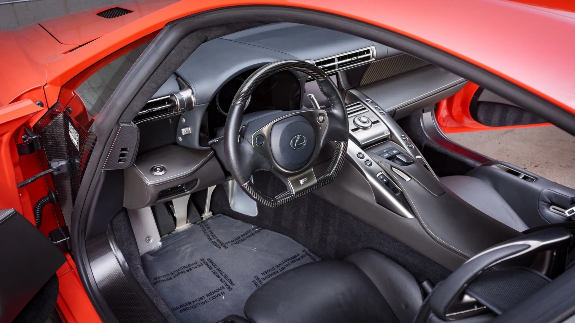 Lexus-LFA-asta-2025-1