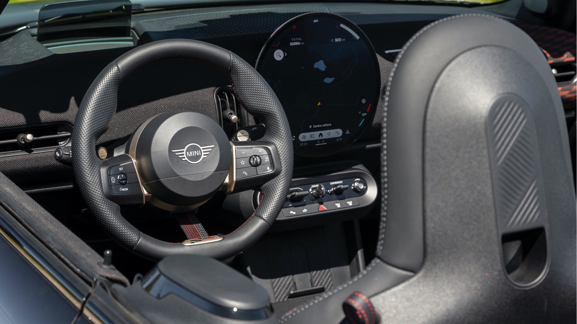 mini-jcw-cabrio-2026-prova-12