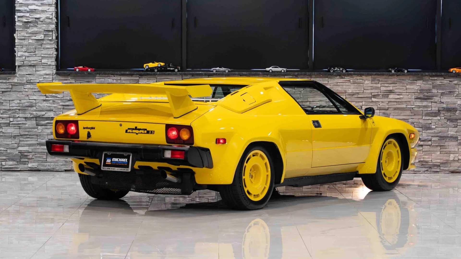 1988_lamborghini_jalpa_88-Jalpa-160-99832-scaled 1988_lamborghini_jalpa_88-Jalpa-160-99832-scaled
