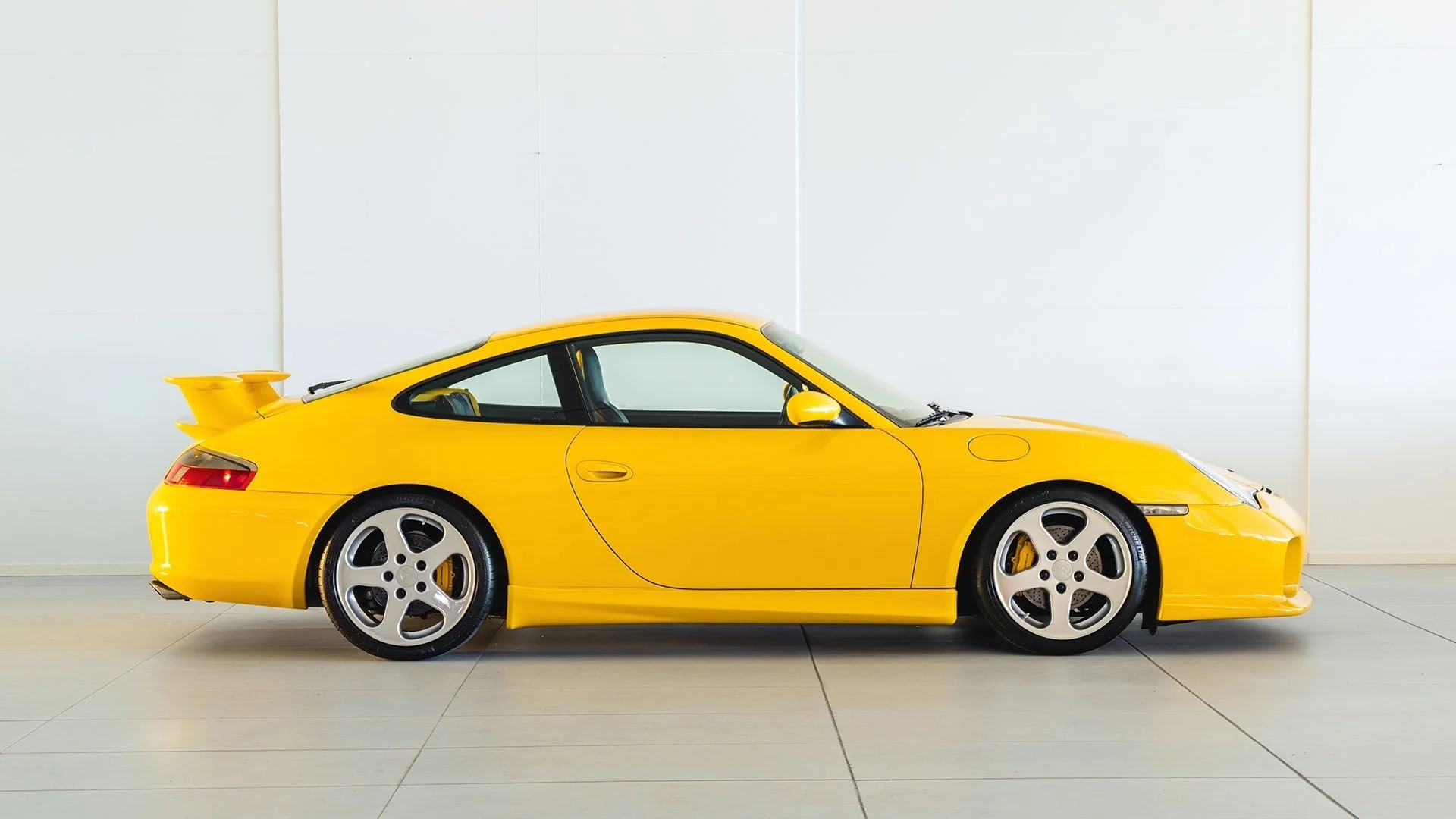 2003-porsche-911-carrera-ruf-3-6-kompressor (1)
