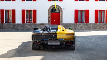2025-Ferrari-Daytona-SP3--Tailor-Made-_1359006