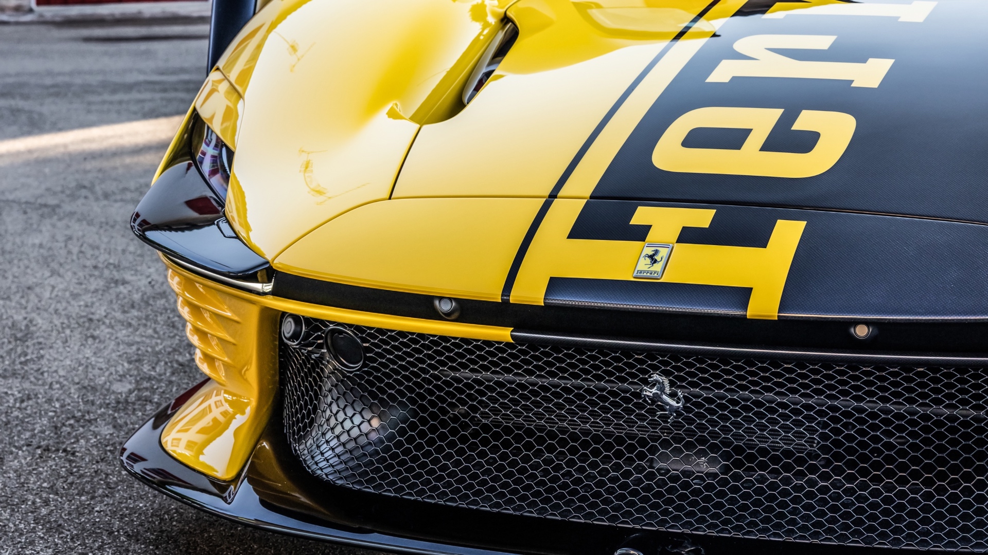 2025-Ferrari-Daytona-SP3--Tailor-Made-_1359017