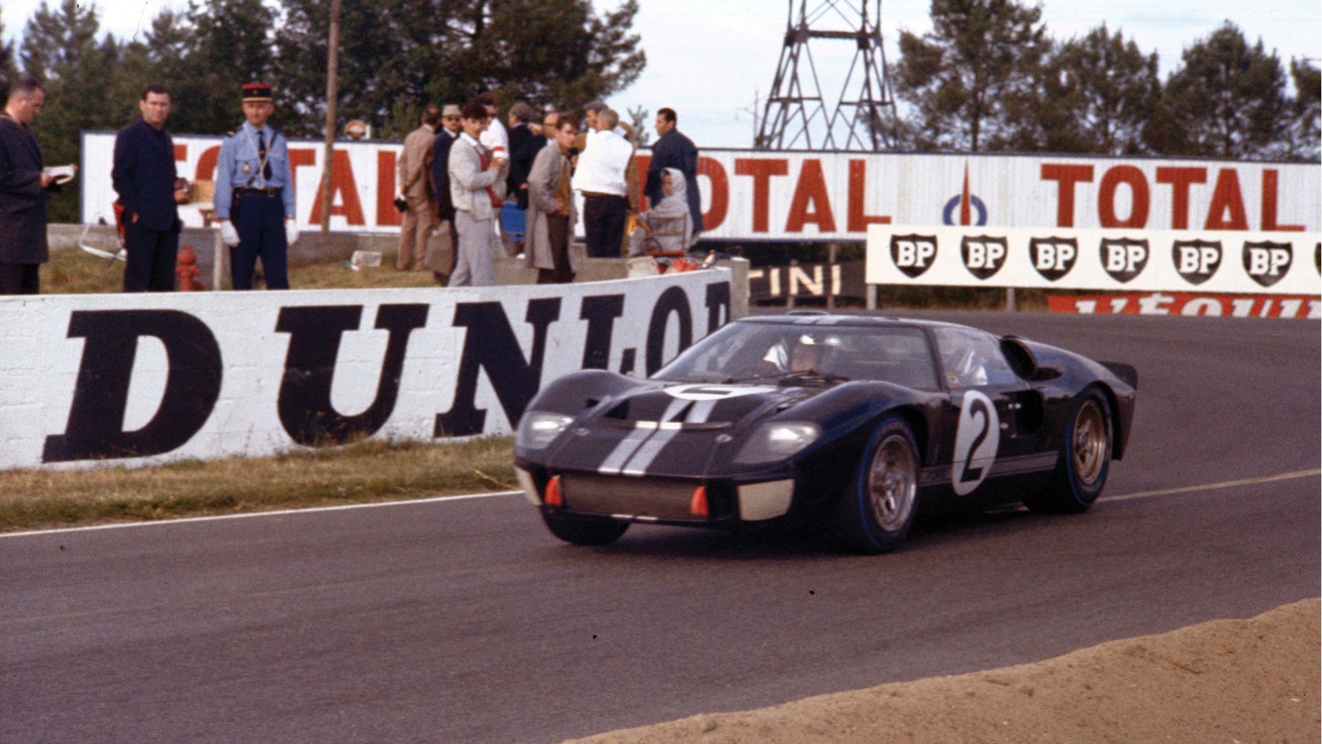 24-ore-le-mans-1966-ford-gt40-ferrari-ken-miles-carrol-shelby-15