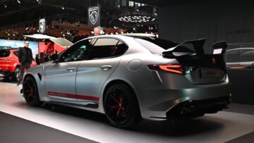 Giulia Quadrifoglio Luna Rossa