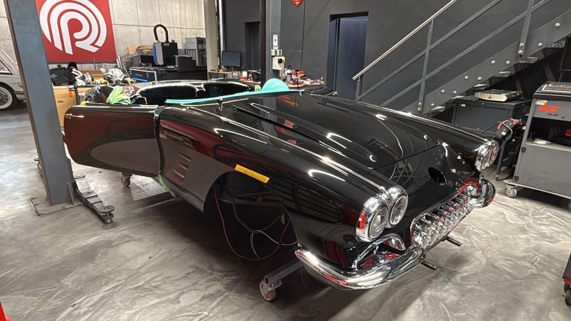 Chevrolet-Corvette-C1-Pogea-tuning-9