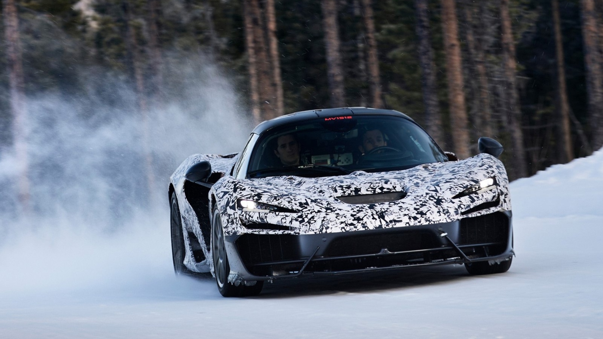 McLaren-W1-test-2026-8