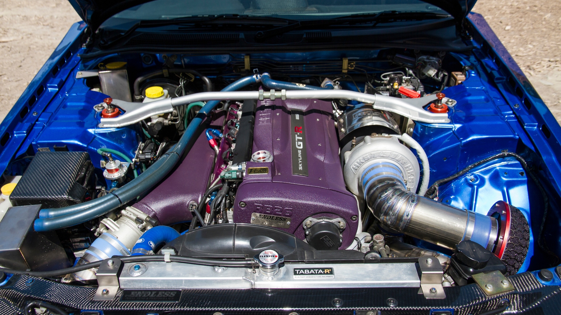 Nissan-Skyline-GT-R-sei-cilindri-RB26DETT-motore-3