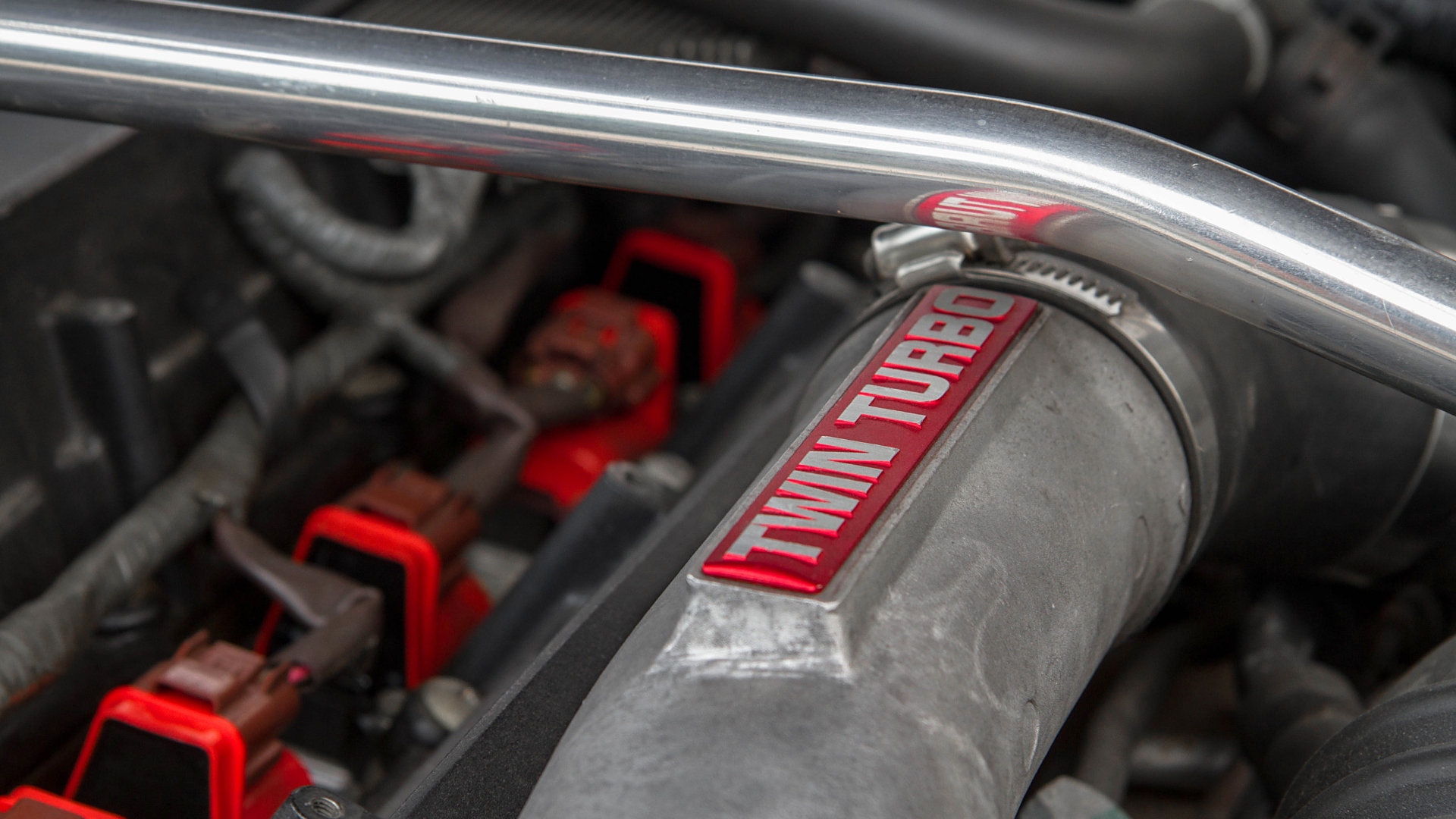 Nissan-Skyline-GT-R-sei-cilindri-RB26DETT-motore-5