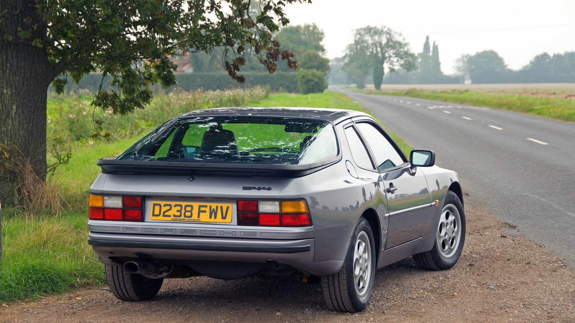 Porsche-944-1982-coupe-cabriolet-s-turbo-3