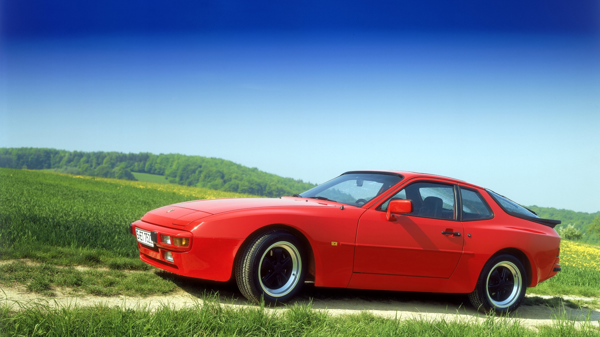 Porsche-944-1982-coupe-cabriolet-s-turbo-5